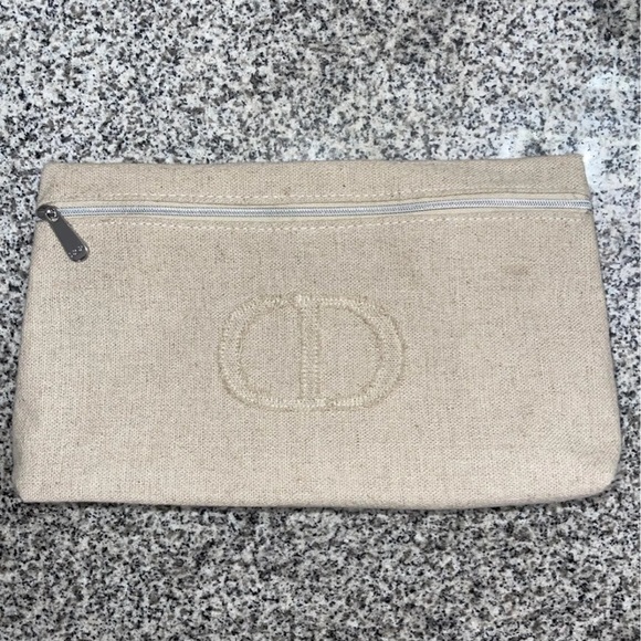 ๐ NEW ใฐ๏ธ DIOR Linen TROUSSE Pouch - Picture 3 of 10
